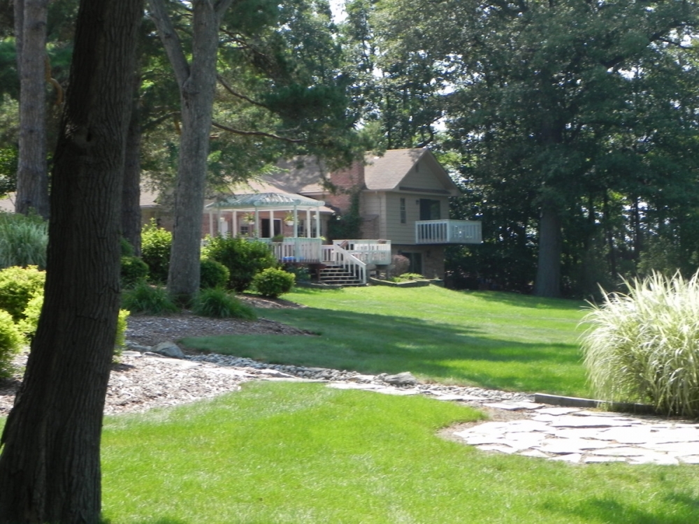 Dow Lake Orchard Lake Village Michigan